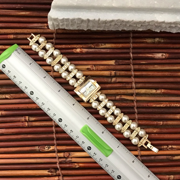 Stauer Bracelet Watch Faux Pearls - Picture 7 of 8